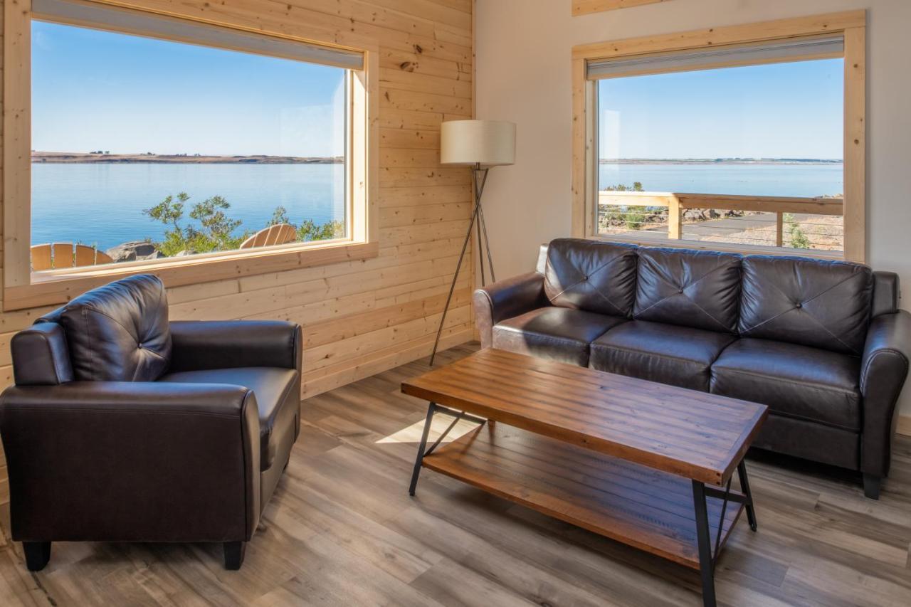 River Lodge And Cabins 보드맨 외부 사진