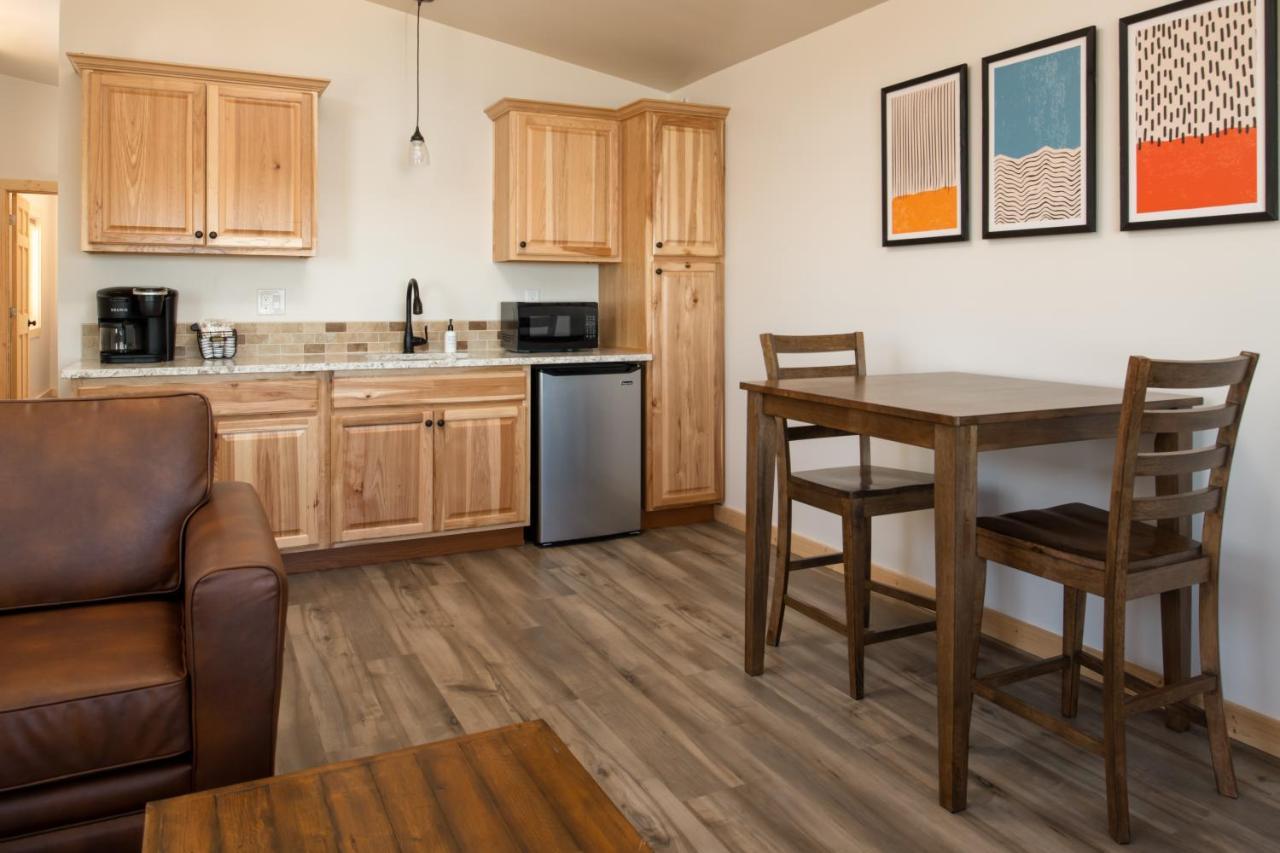 River Lodge And Cabins 보드맨 외부 사진