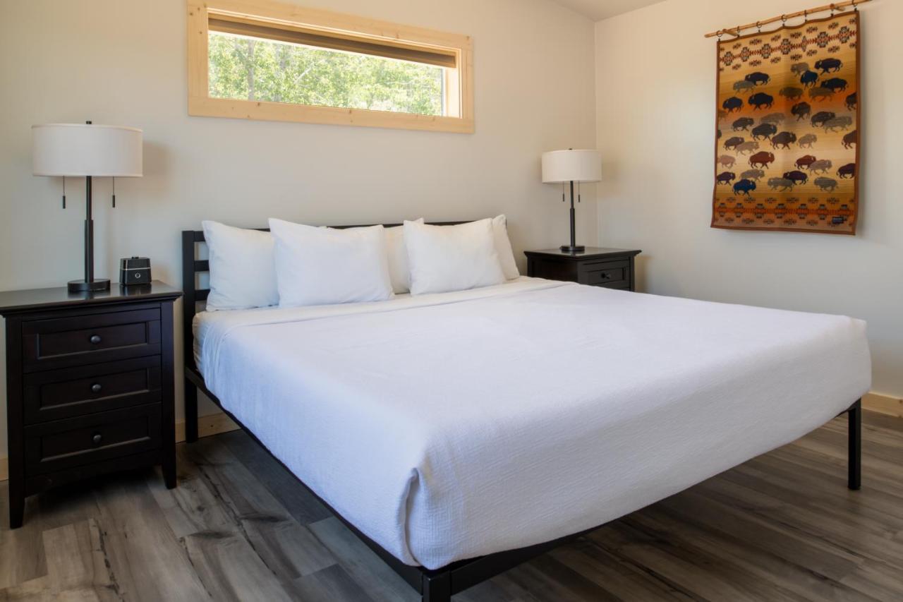 River Lodge And Cabins 보드맨 외부 사진