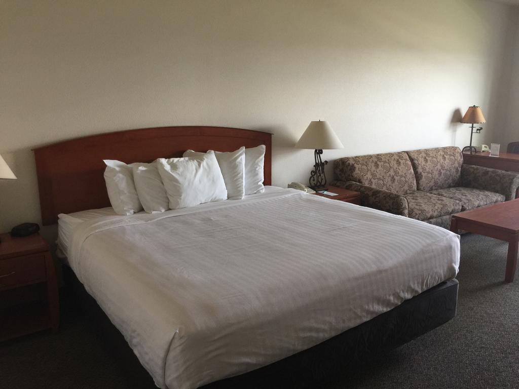 River Lodge And Cabins 보드맨 객실 사진