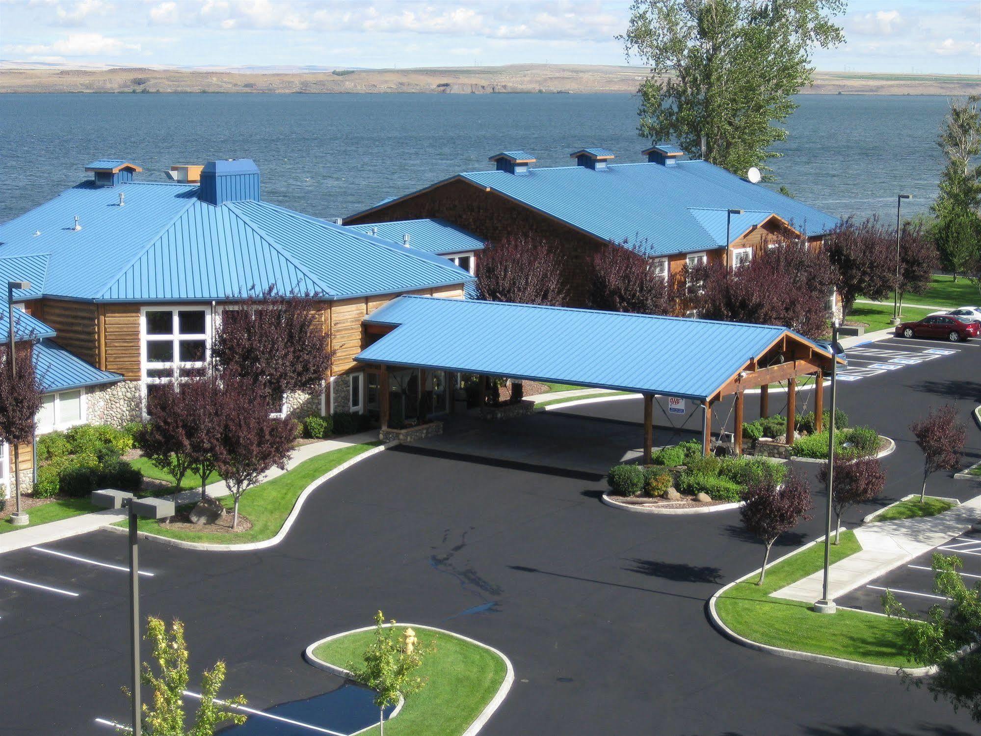 River Lodge And Cabins 보드맨 외부 사진