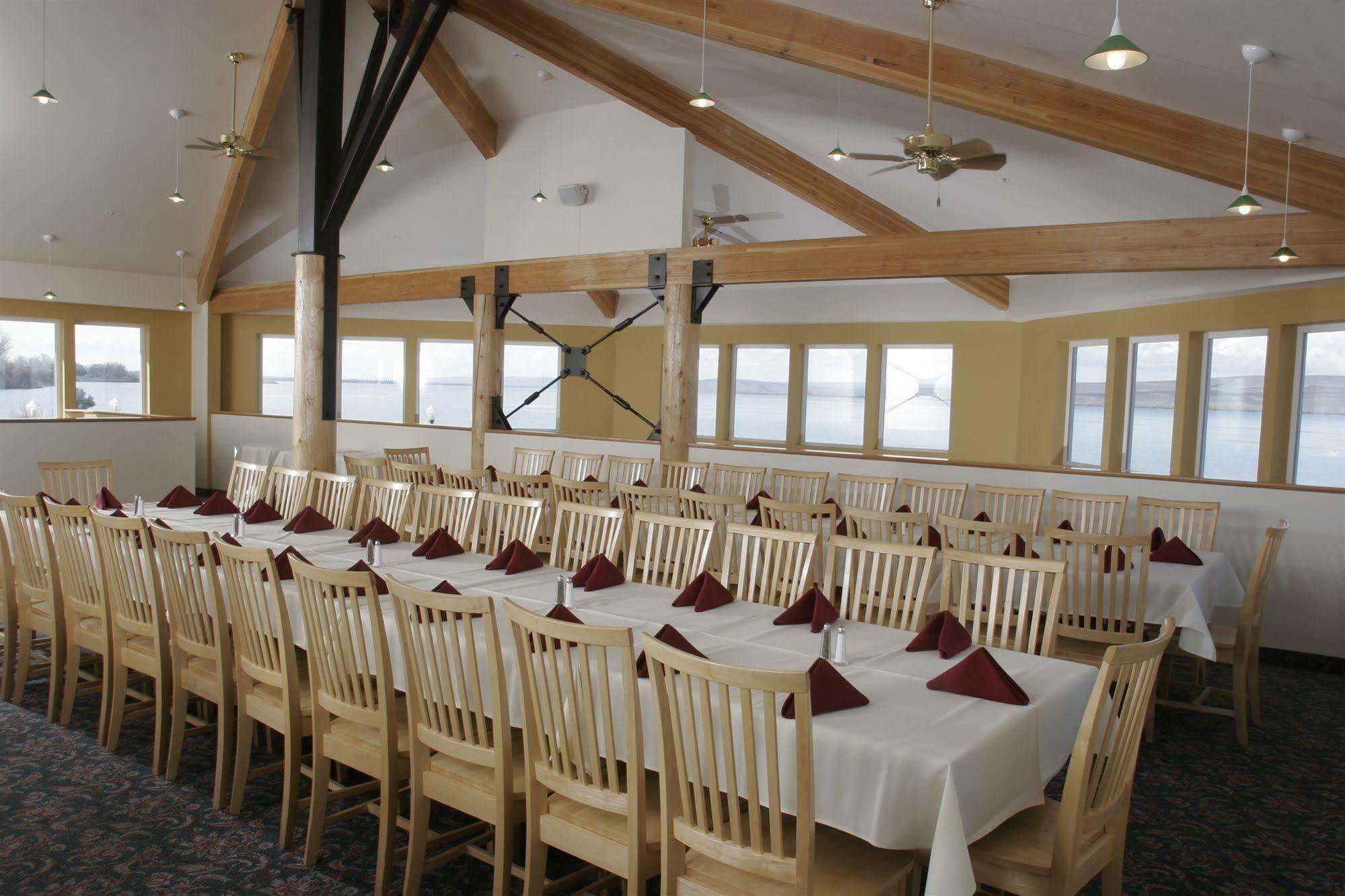 River Lodge And Cabins 보드맨 외부 사진